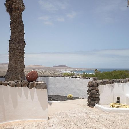 Bungalow Con Vistas Al Mar Famara Eksteriør billede